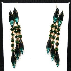 1960s Green Rhinestone Drop Earrings Gold Tone Marquise Prong Set 2”